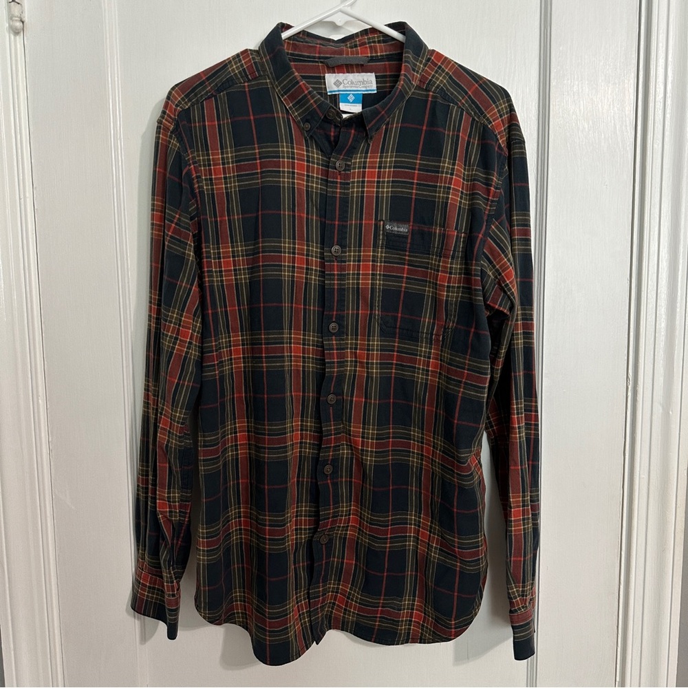Columbia Plaid Button Down Shirt